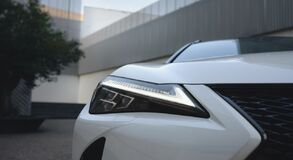 Lexus UX 2023